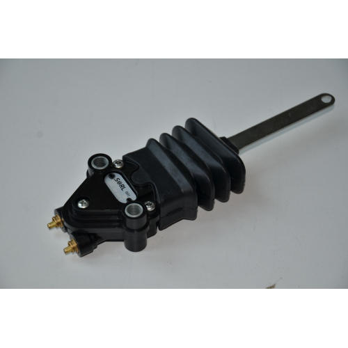 Leveling Valve 